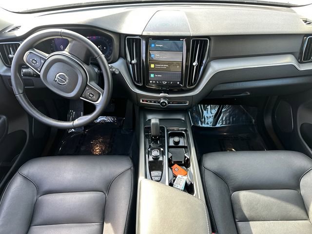Used 2024 Volvo XC60 B5 Core image 18