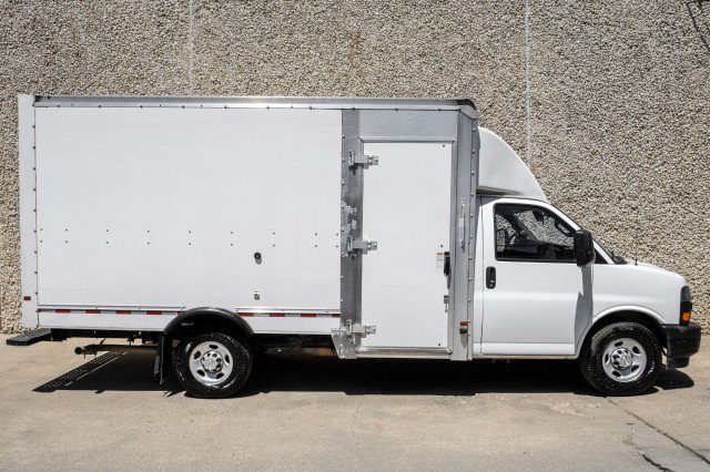 Used 2021 Chevrolet Express 3500 w/ Power Convenience Package RWD image 7