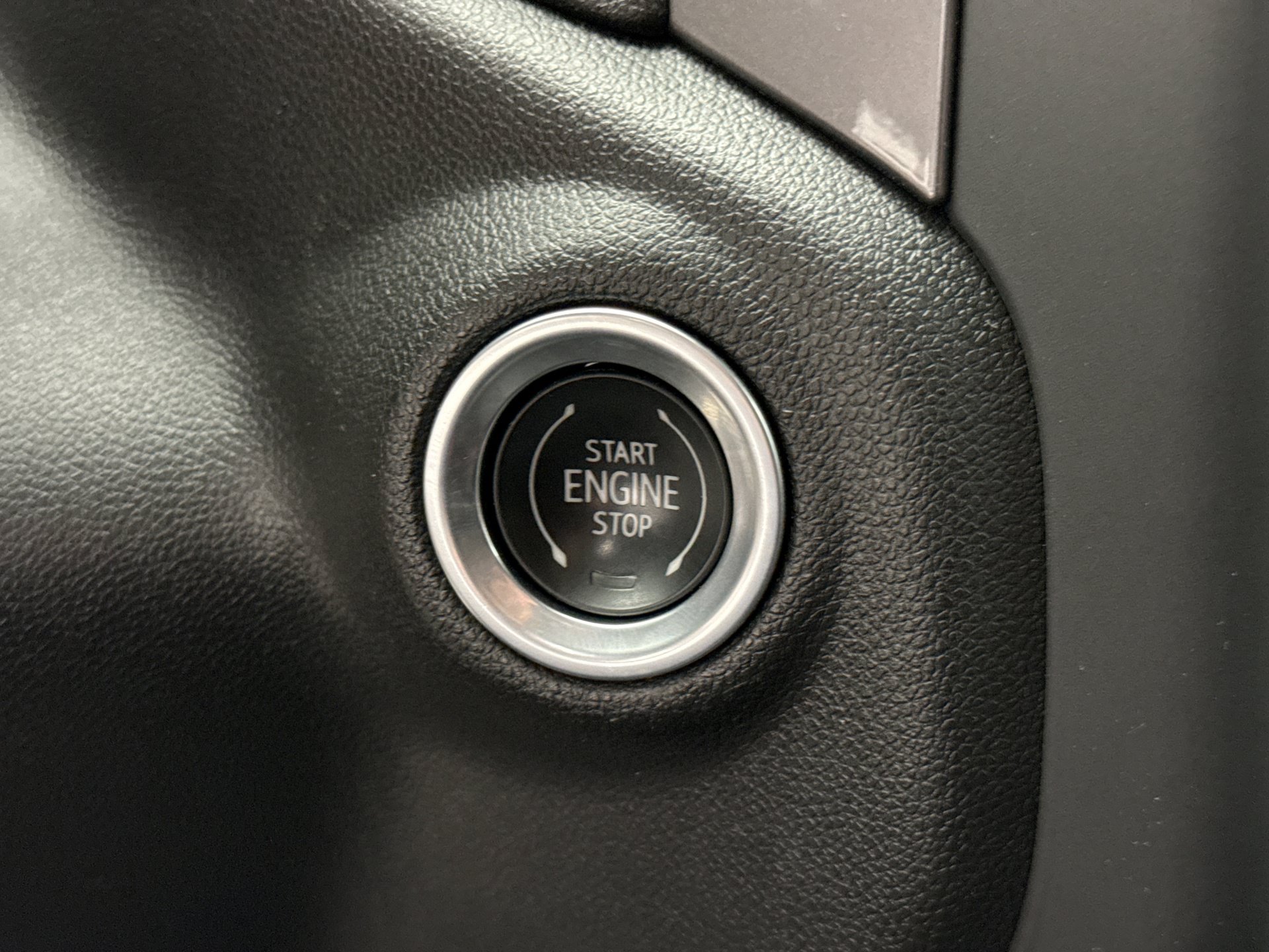 Used 2022 Chevrolet Silverado 1500 Custom AWD/4WD image 21