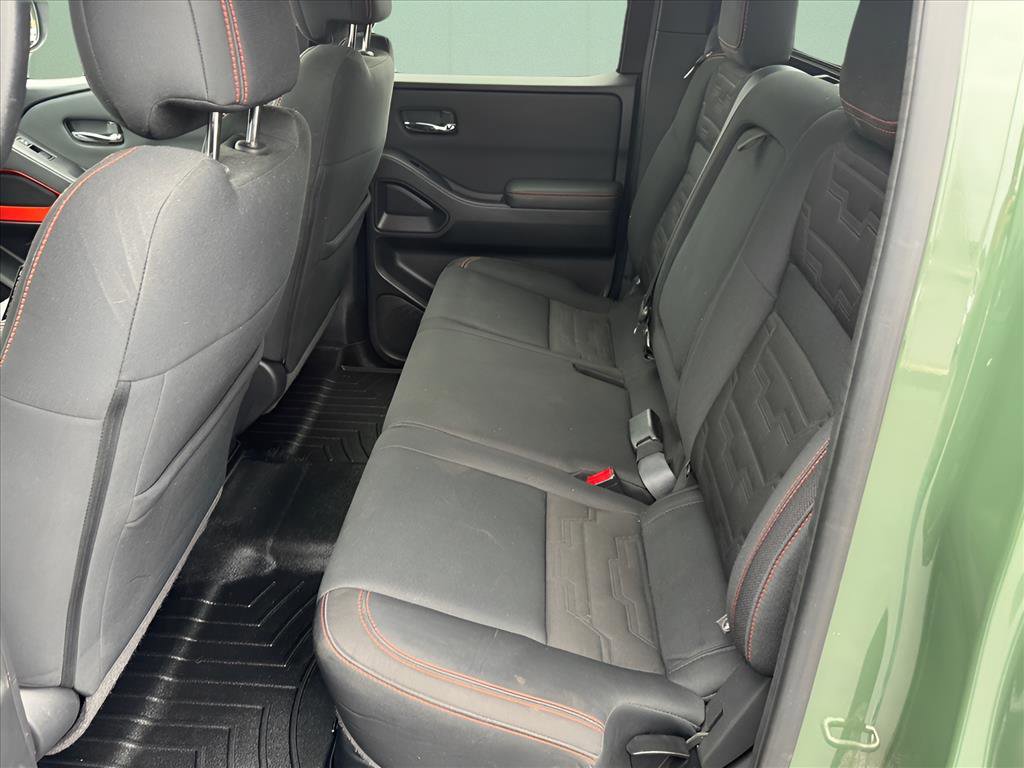 Used 2022 Nissan Frontier Pro-X image 12
