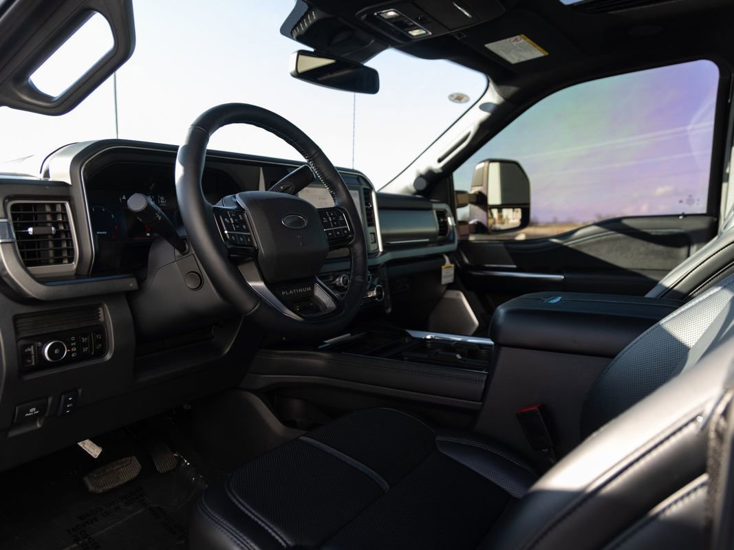 Used 2026 Ford F350 Platinum image 40