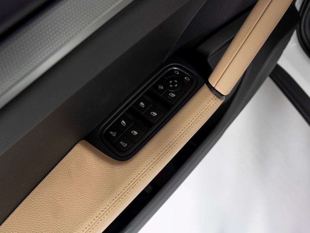 New 2026 Porsche Cayenne AWD/4WD image 27