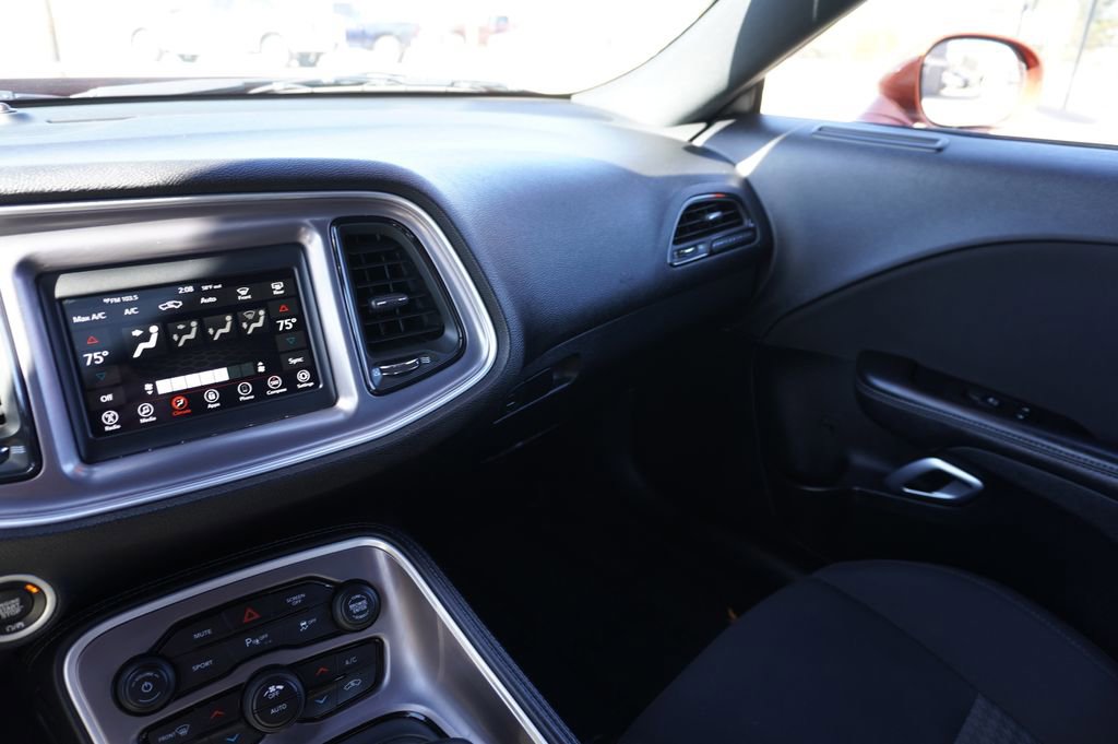 Used 2022 Dodge Challenger GT image 14