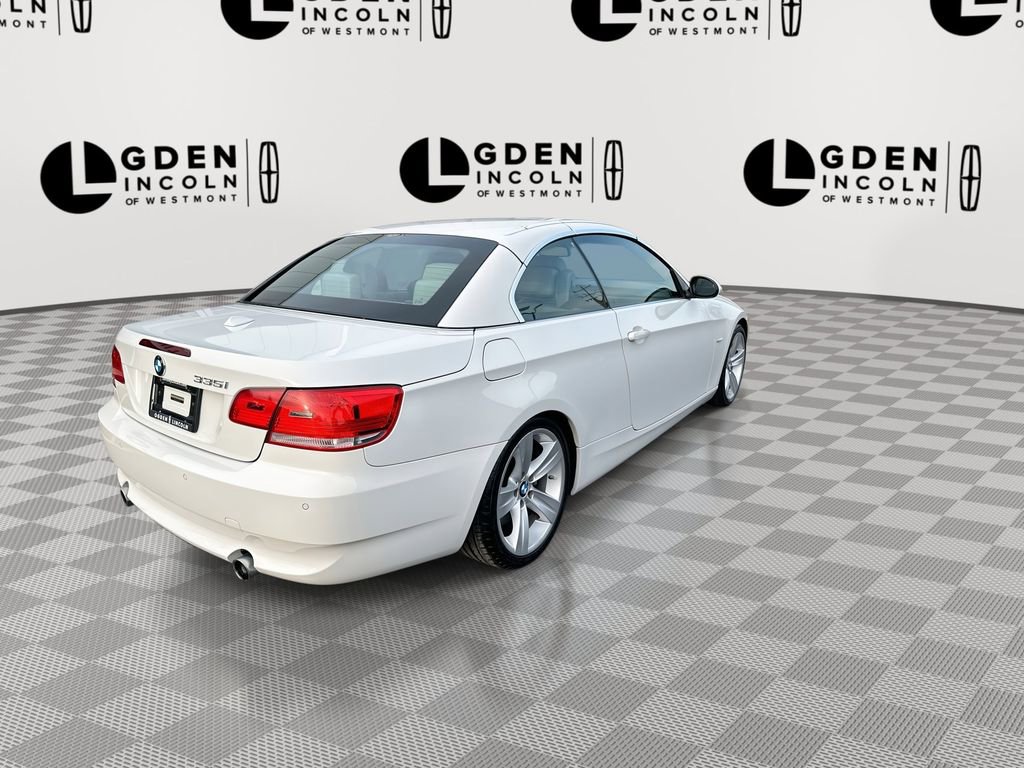 Used 2009 BMW 335i Convertible image 8