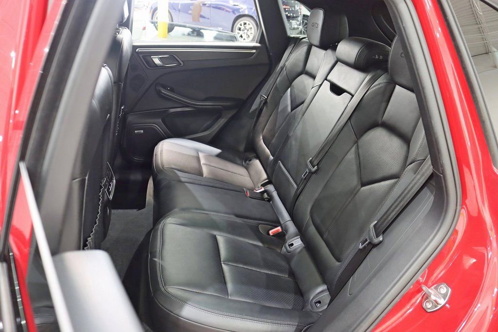 Used 2018 Porsche Macan GTS image 28