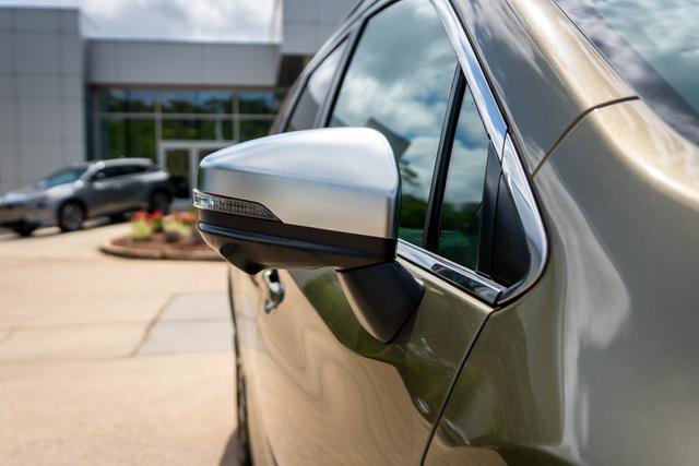 Certified 2023 Subaru Ascent Limited w/ Technology Package image 21