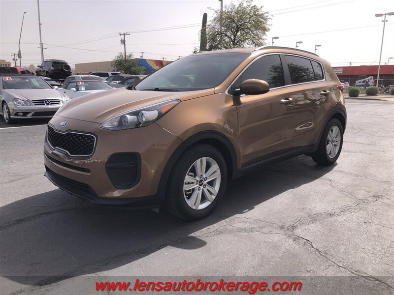 Used 2019 Kia Sportage LX w/ LX Popular Package FWD image 4