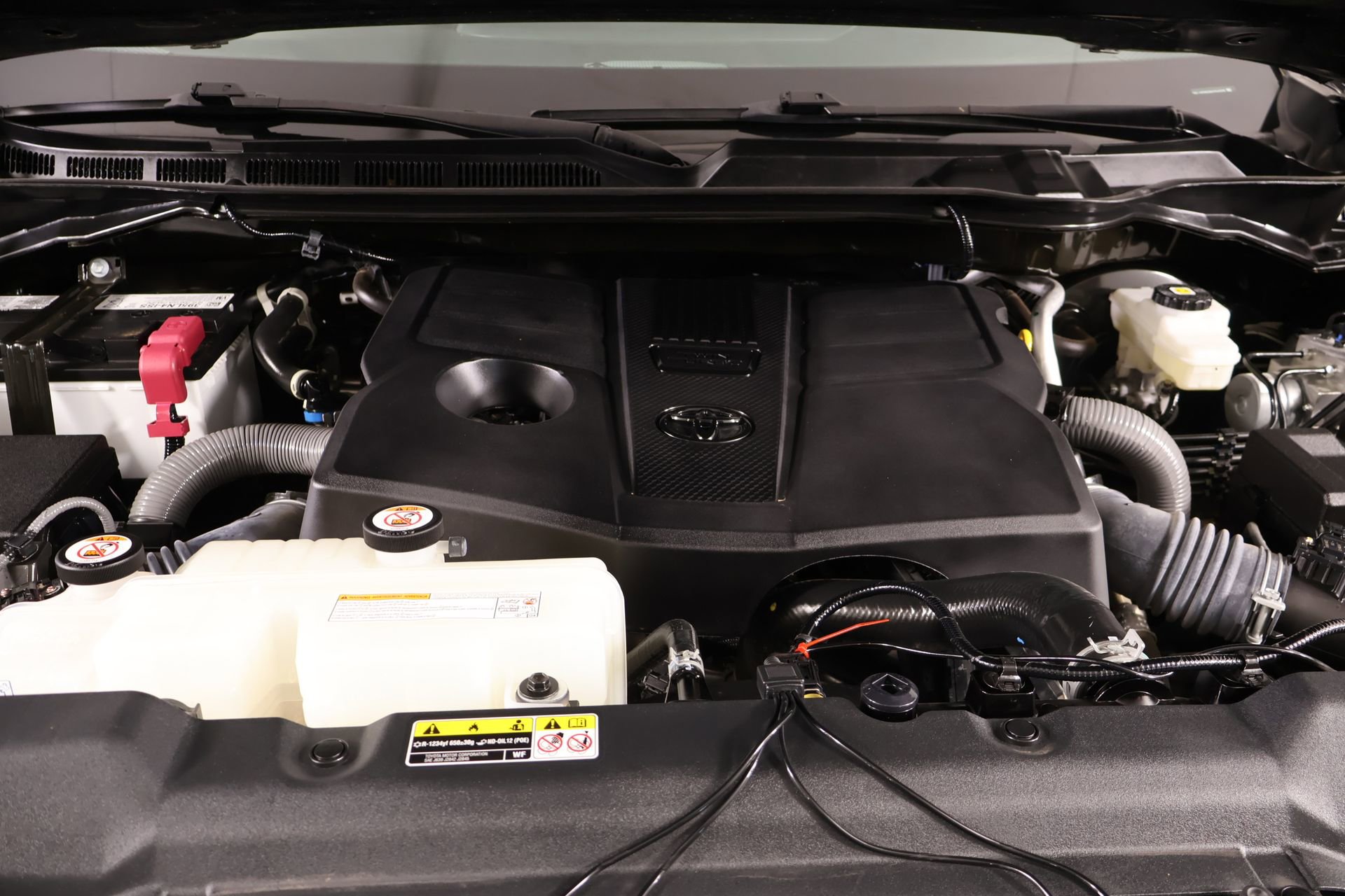 Used 2023 Toyota Tundra SR5 w/ SR5 Convenience Package AWD/4WD image 18