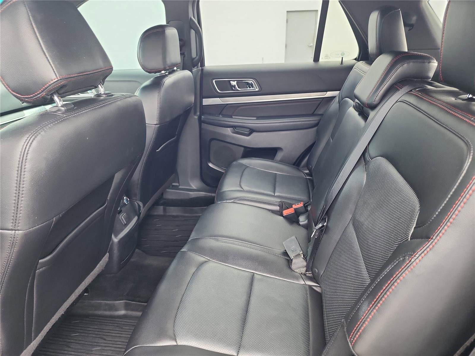 Used 2017 Ford Explorer Sport AWD/4WD image 17