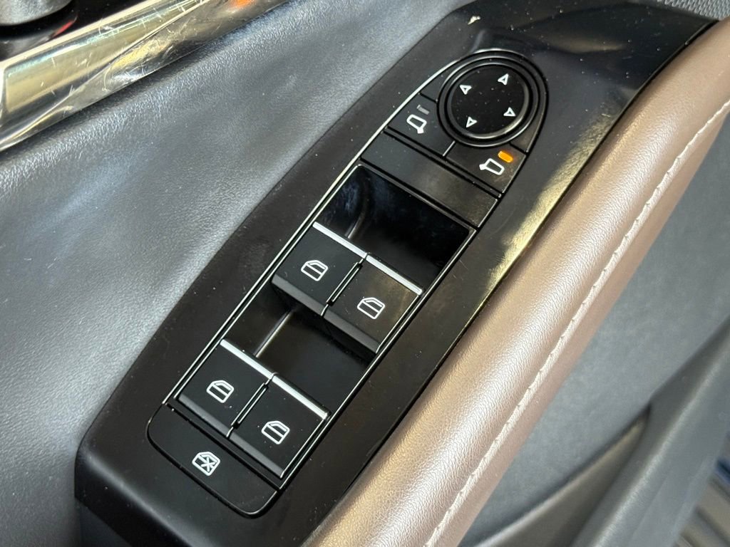 Used 2022 MAZDA CX-30 AWD 2.5 S w/ Premium Package image 18