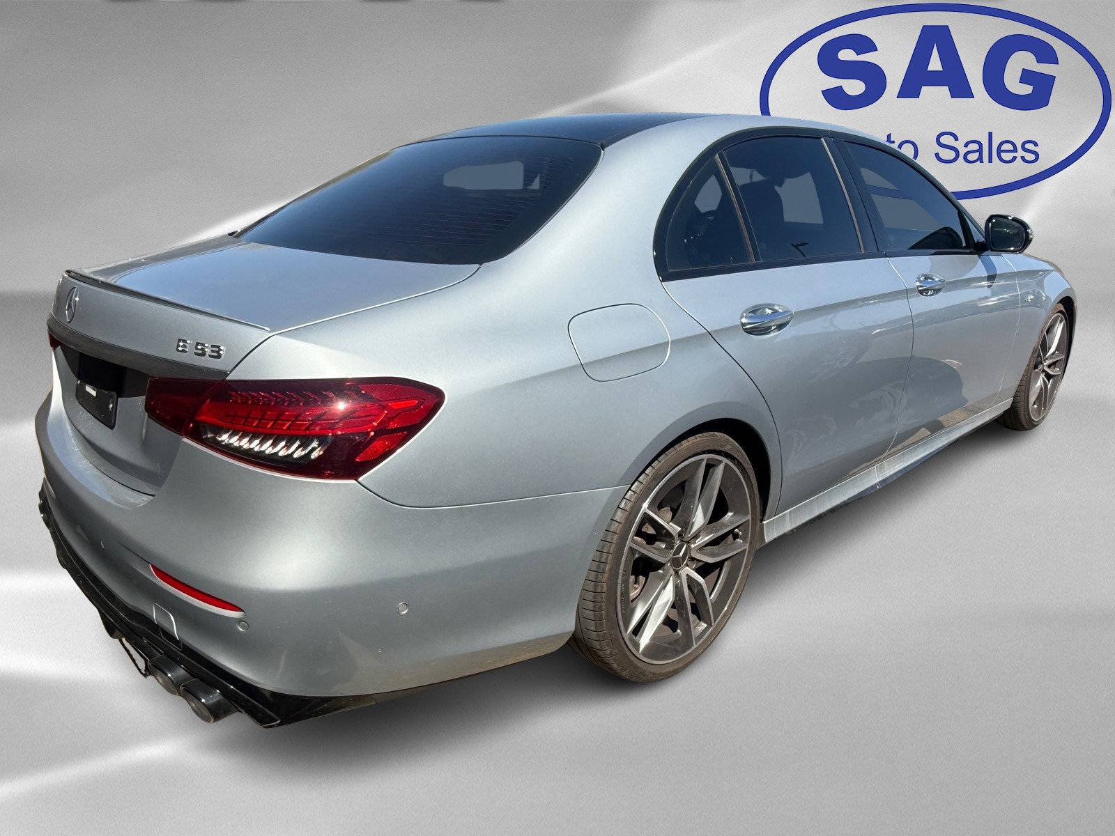 Used 2021 Mercedes-Benz E 53 AMG 4MATIC Sedan image 3