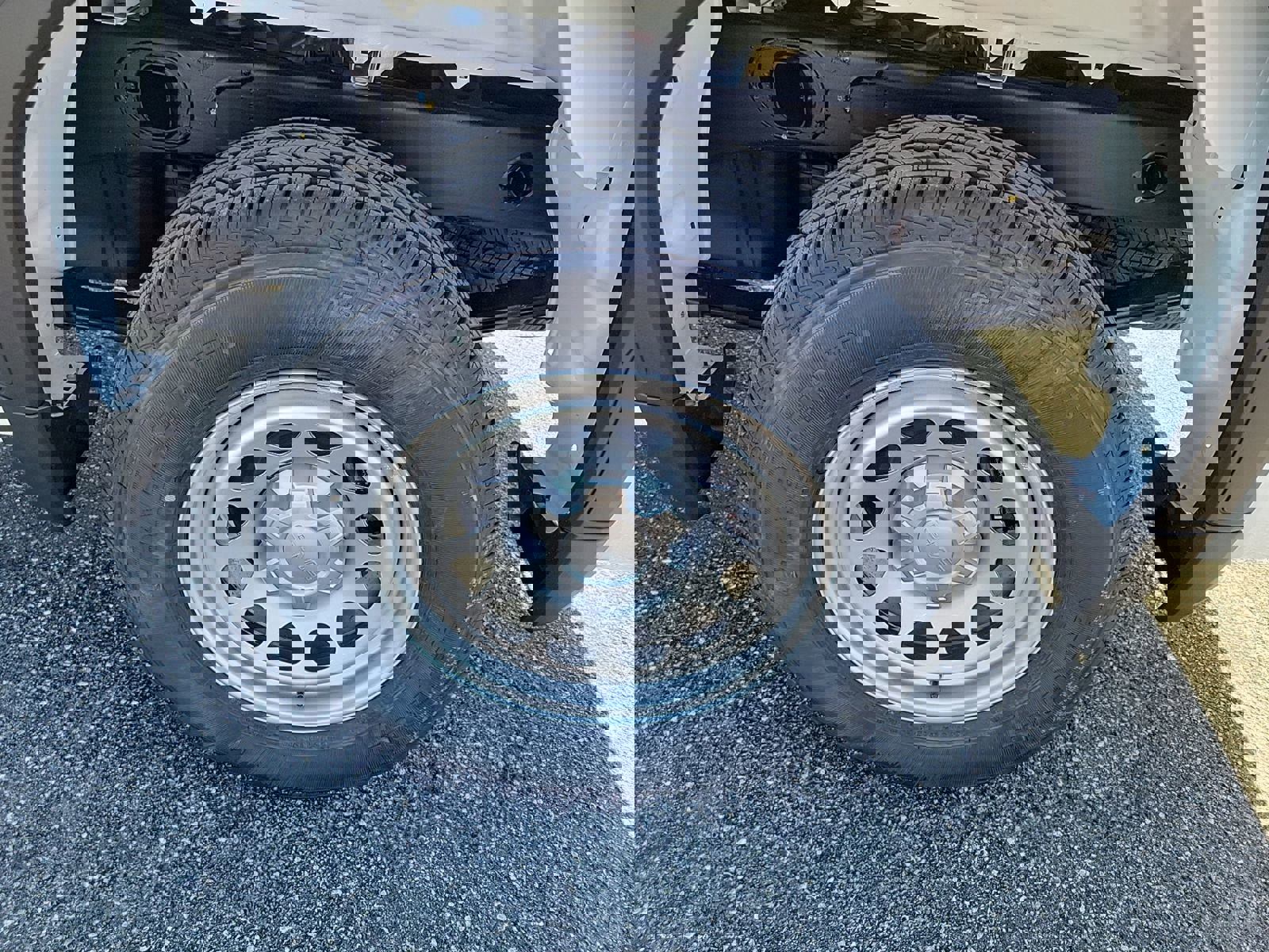 New 2026 GMC Sierra 1500 Pro w/ Pro Value Package image 15