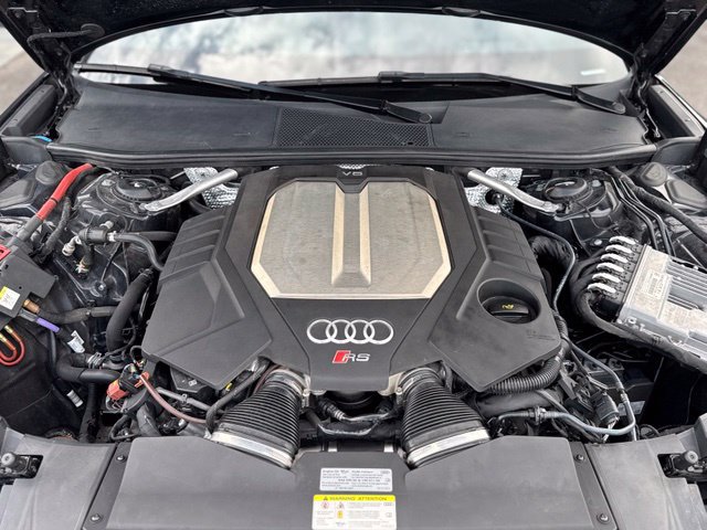Used 2022 Audi RS 6 AWD/4WD image 35