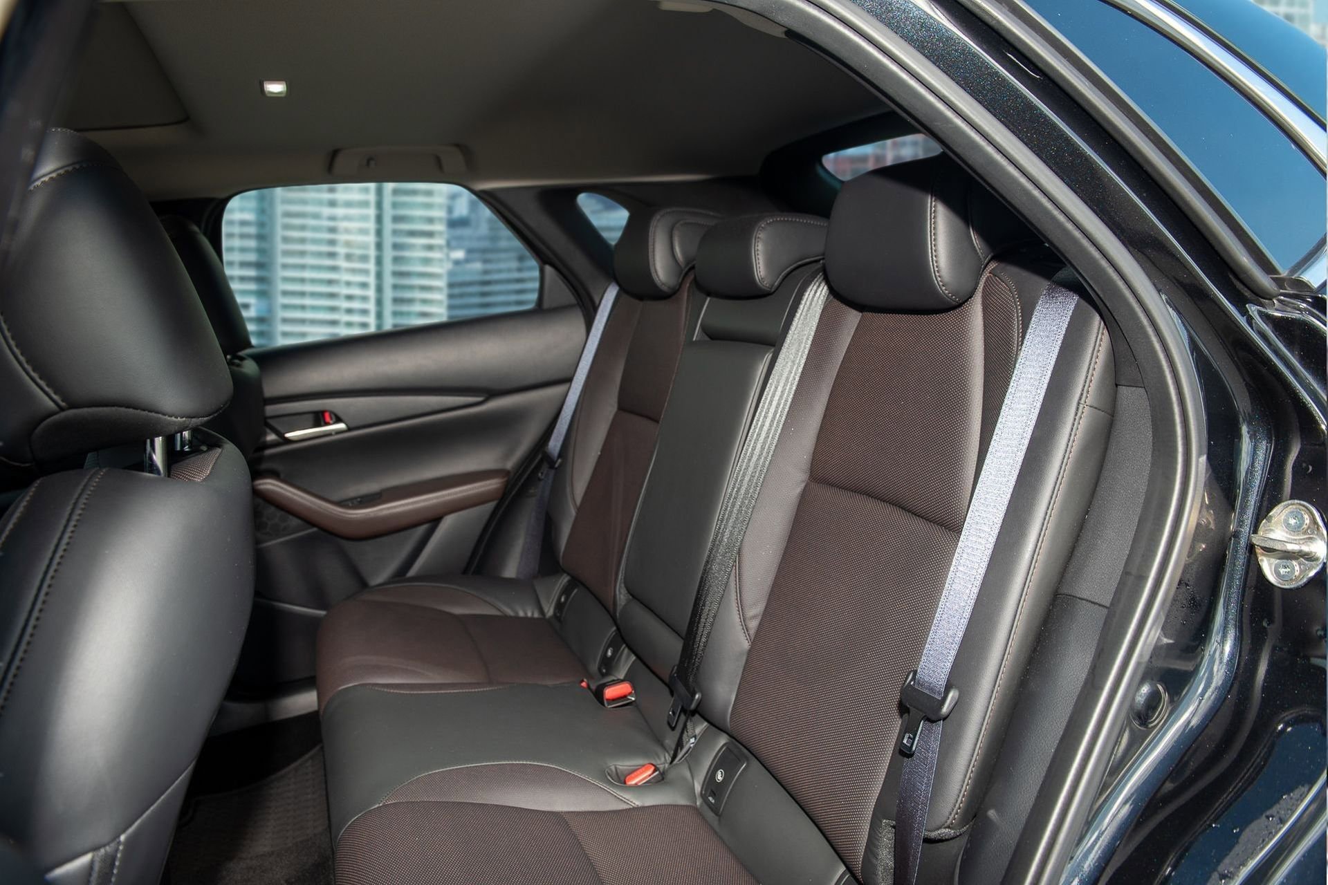 Used 2023 MAZDA CX-30 2.5 Turbo w/ Premium Plus Pkg image 7