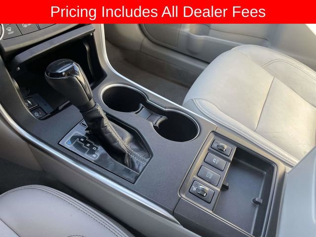 Used 2017 Toyota Camry XLE w/ Moonroof Package FWD image 35