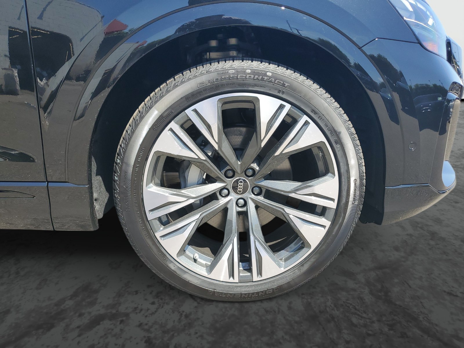New 2026 Audi Q8 Premium Plus AWD/4WD image 6