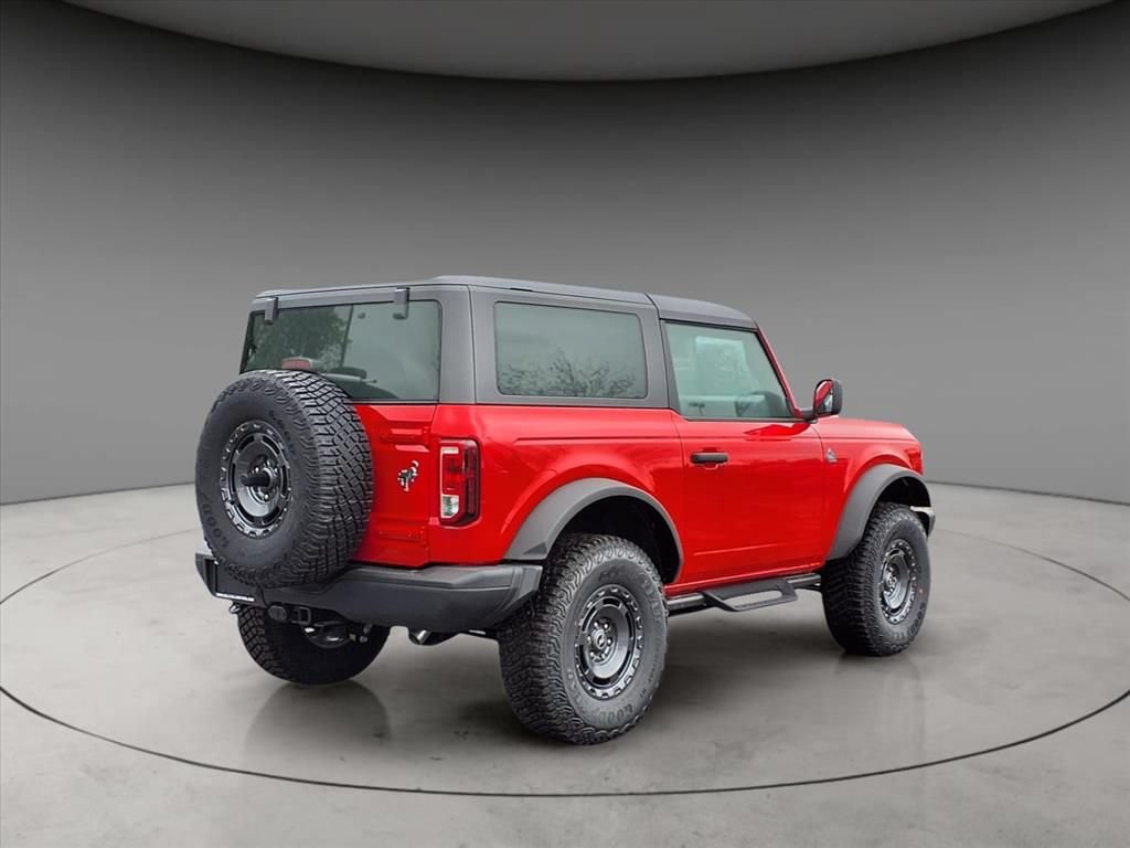 New 2024 Ford Bronco Black Diamond AWD/4WD image 8