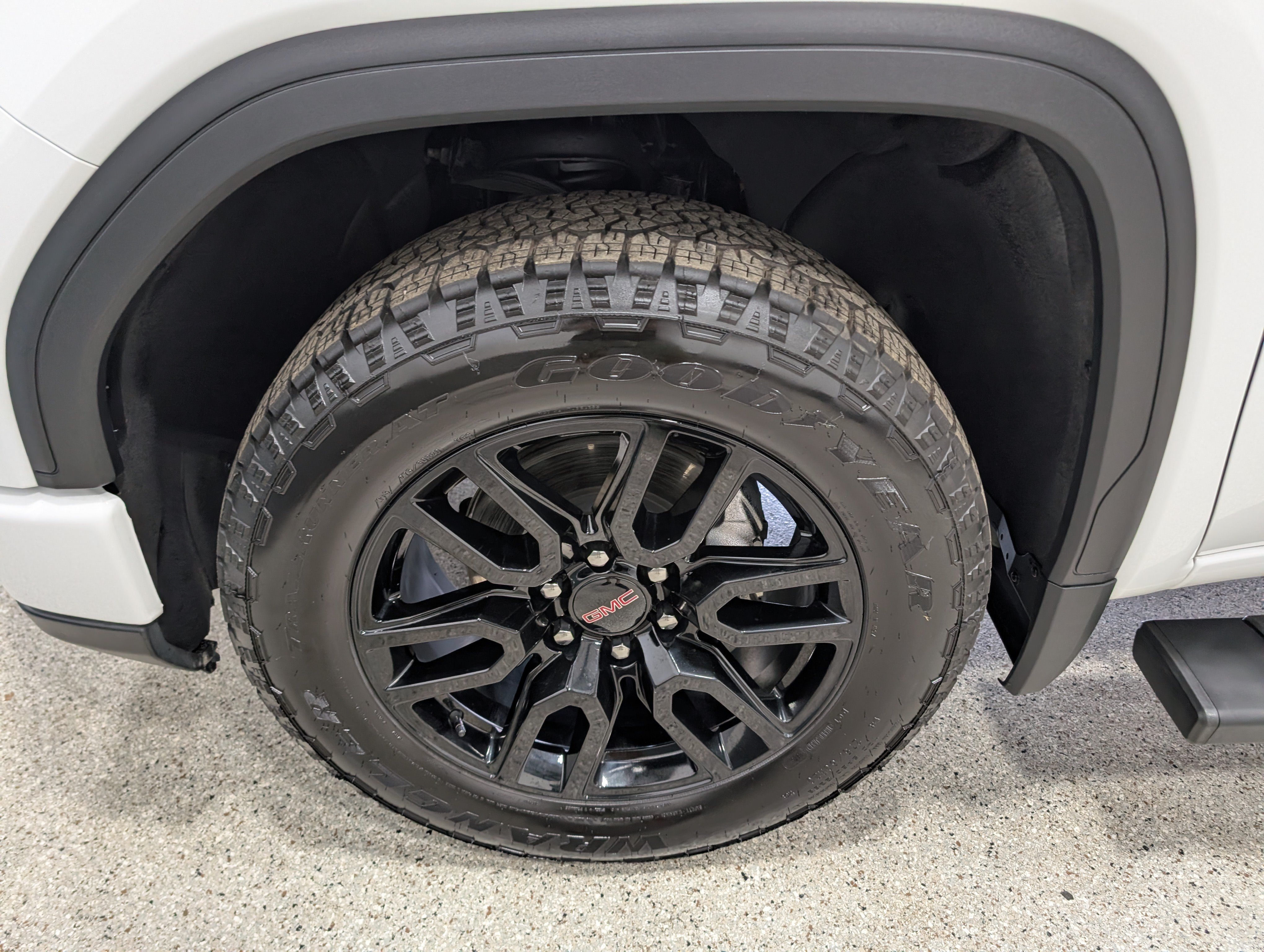 Used 2026 GMC Sierra 1500 Elevation AWD/4WD image 11