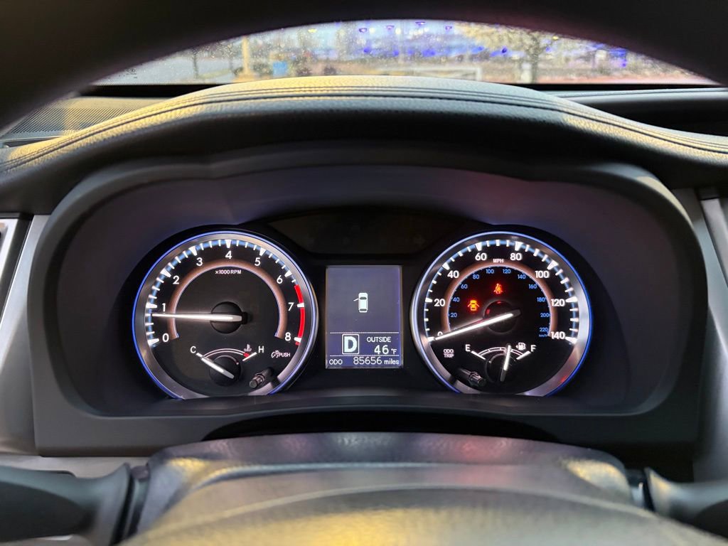 Used 2015 Toyota Highlander LE image 30