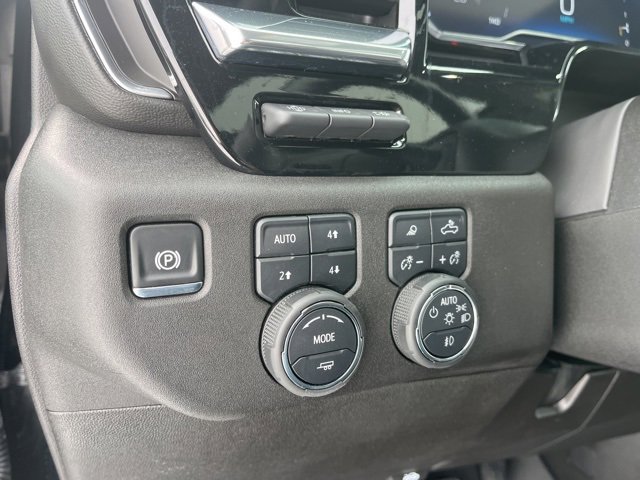 Used 2025 Chevrolet Silverado 3500 LTZ w/ Trail Boss Package image 27