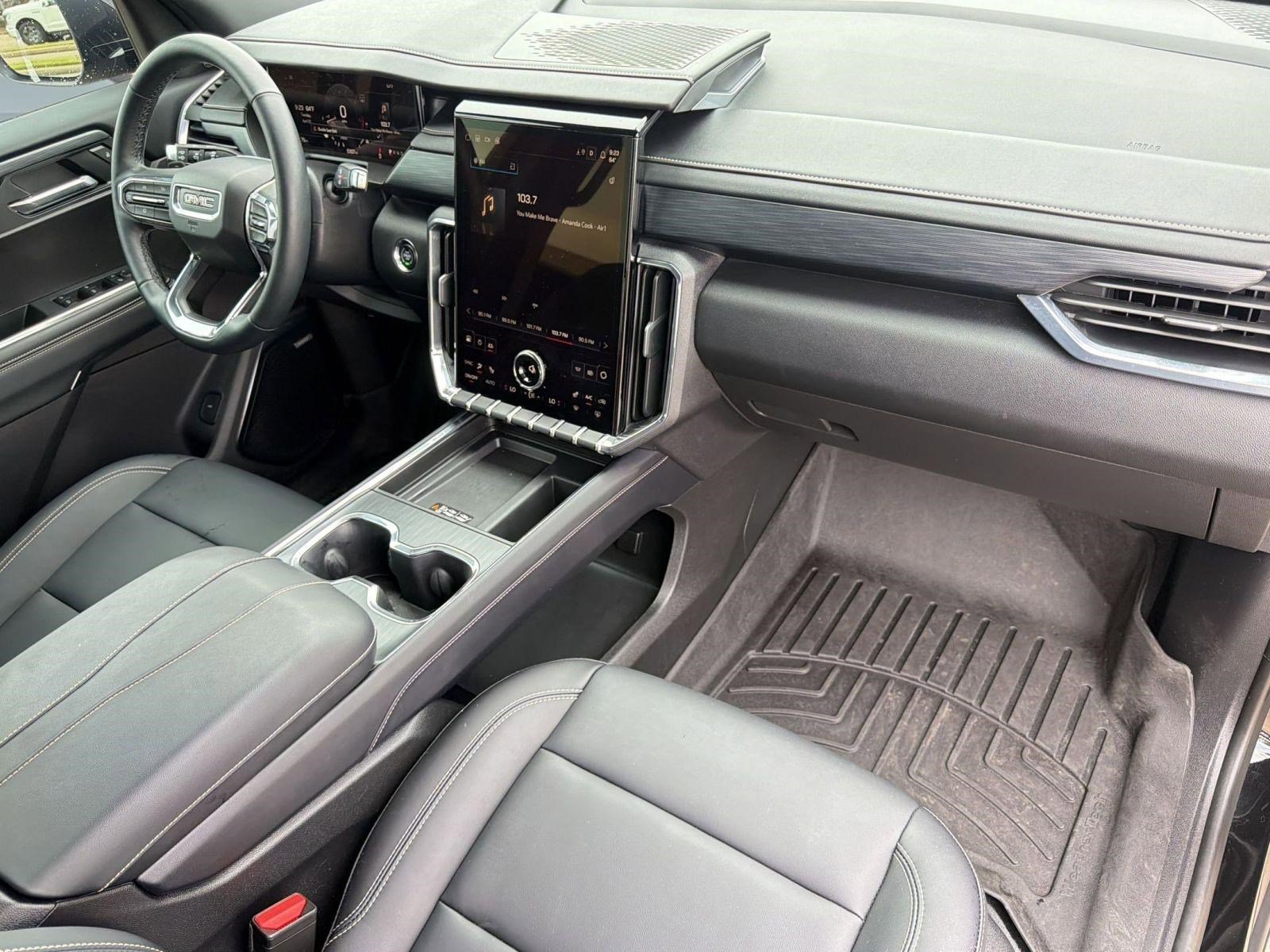 Used 2025 GMC Acadia Elevation w/ Elevation Premium Package FWD image 27