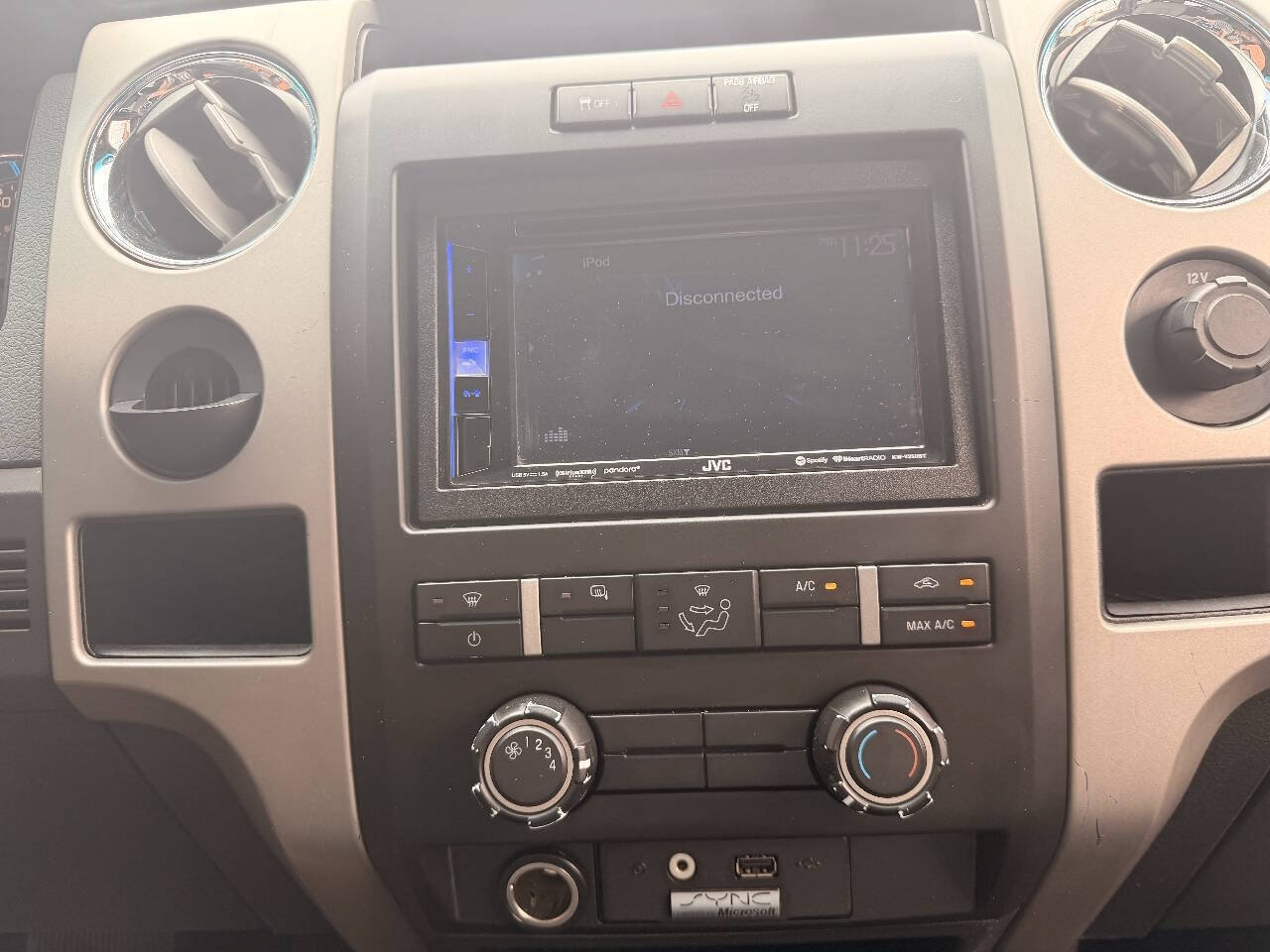 Used 2011 Ford F150 XLT w/ XLT Convenience Pkg RWD image 28