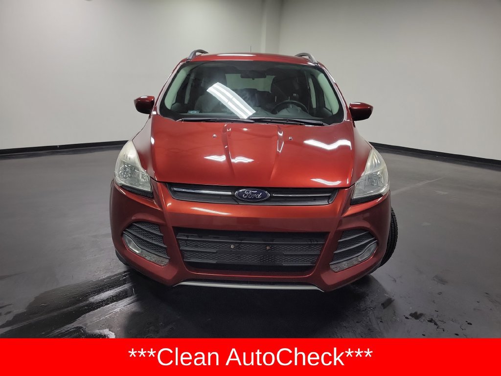 Used 2016 Ford Escape SE w/ Equipment Group 201A AWD/4WD image 2
