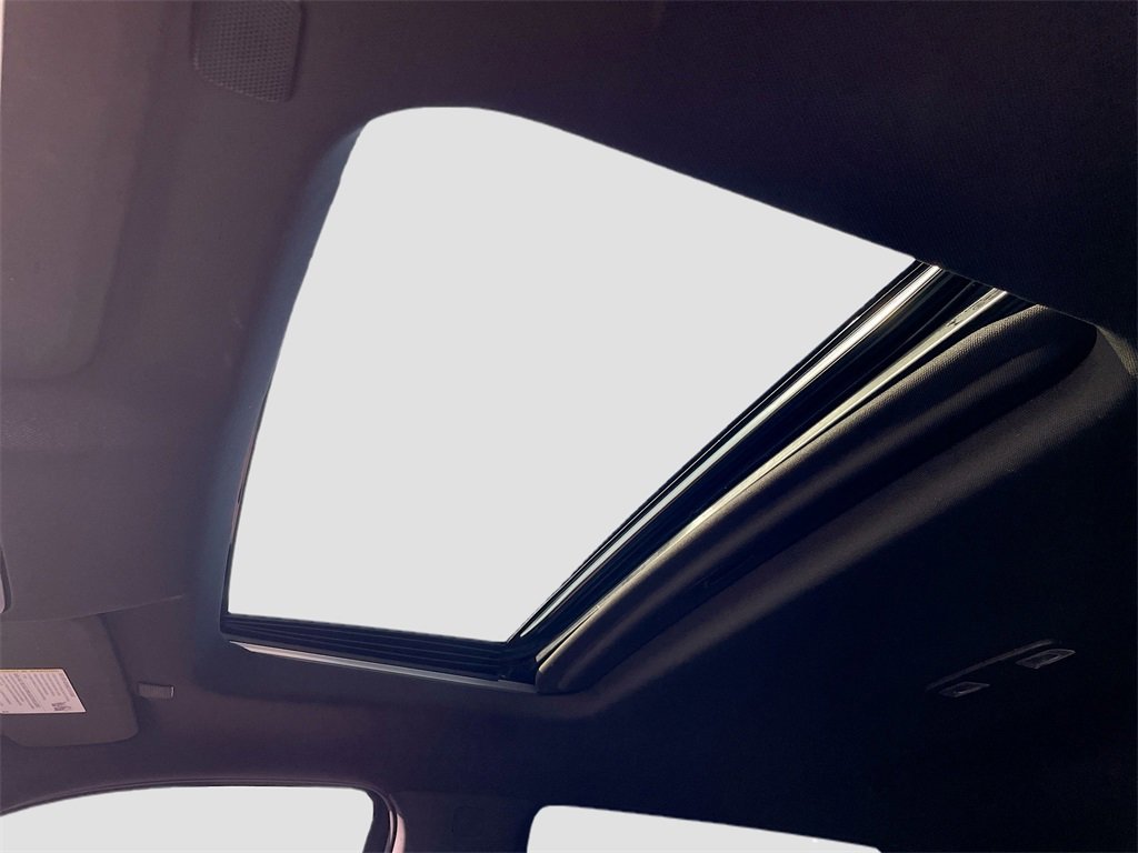 Used 2022 GMC Sierra 1500 AT4 w/ AT4 Preferred Package image 19