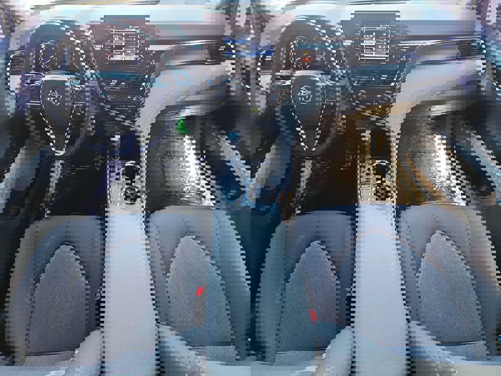 Used 2023 Toyota Camry LE image 16