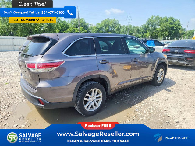 Used 2014 Toyota Highlander LE FWD image 4