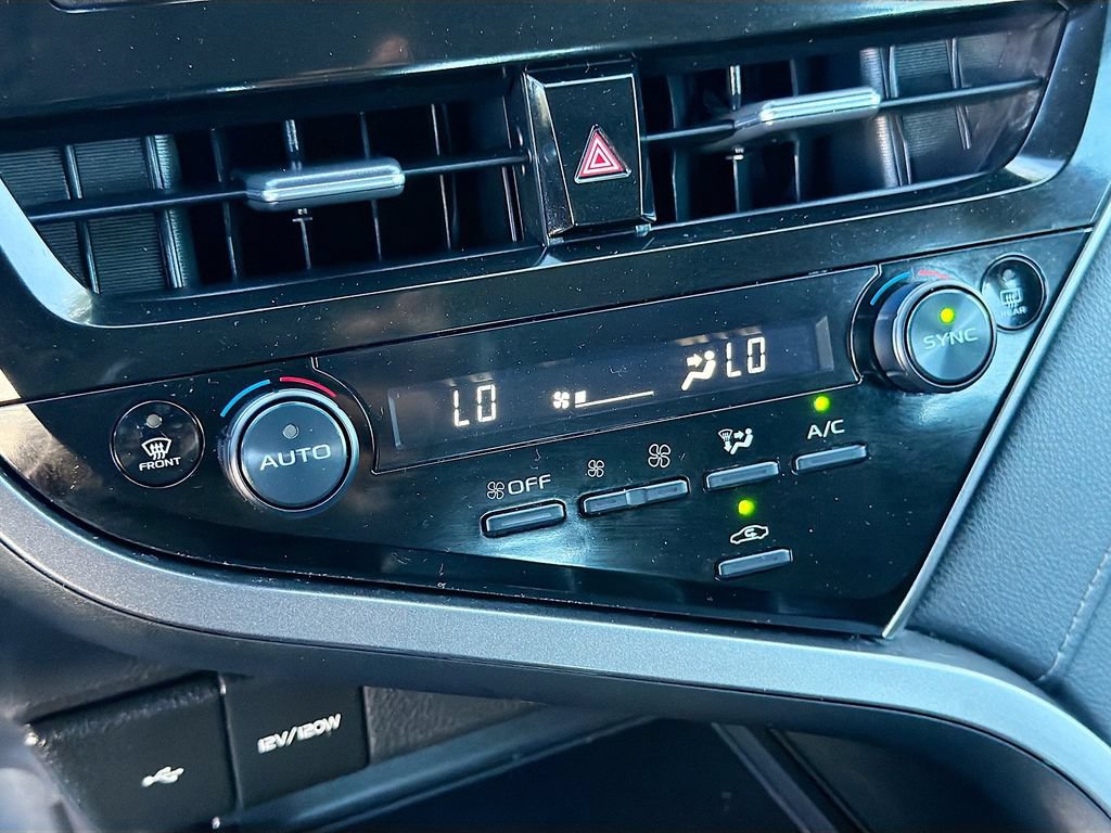 Used 2024 Toyota Camry LE FWD image 15