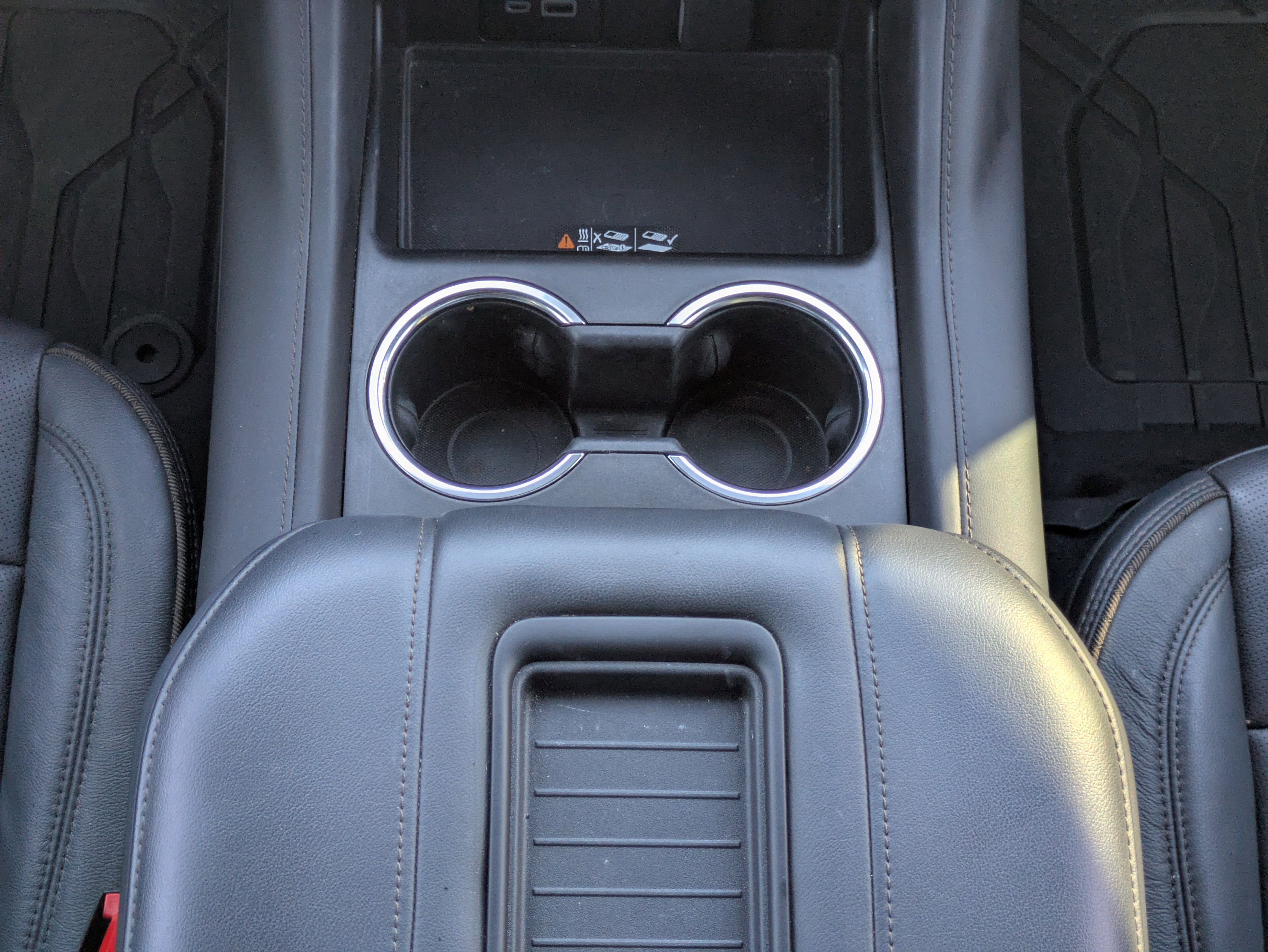 Used 2024 Chevrolet Tahoe High Country w/ Premium Package 2 image 6