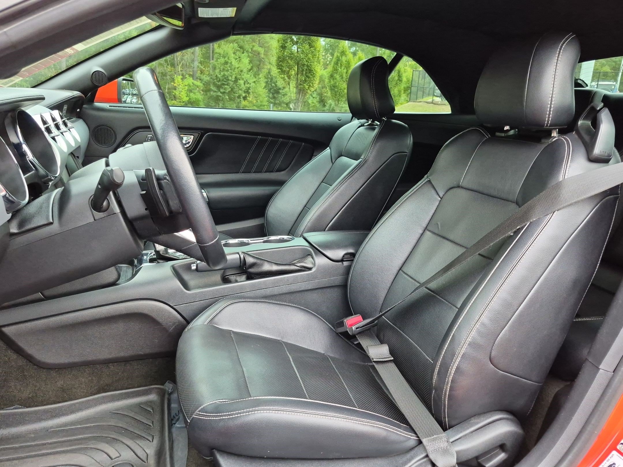 Used 2016 Ford Mustang GT Premium RWD image 16