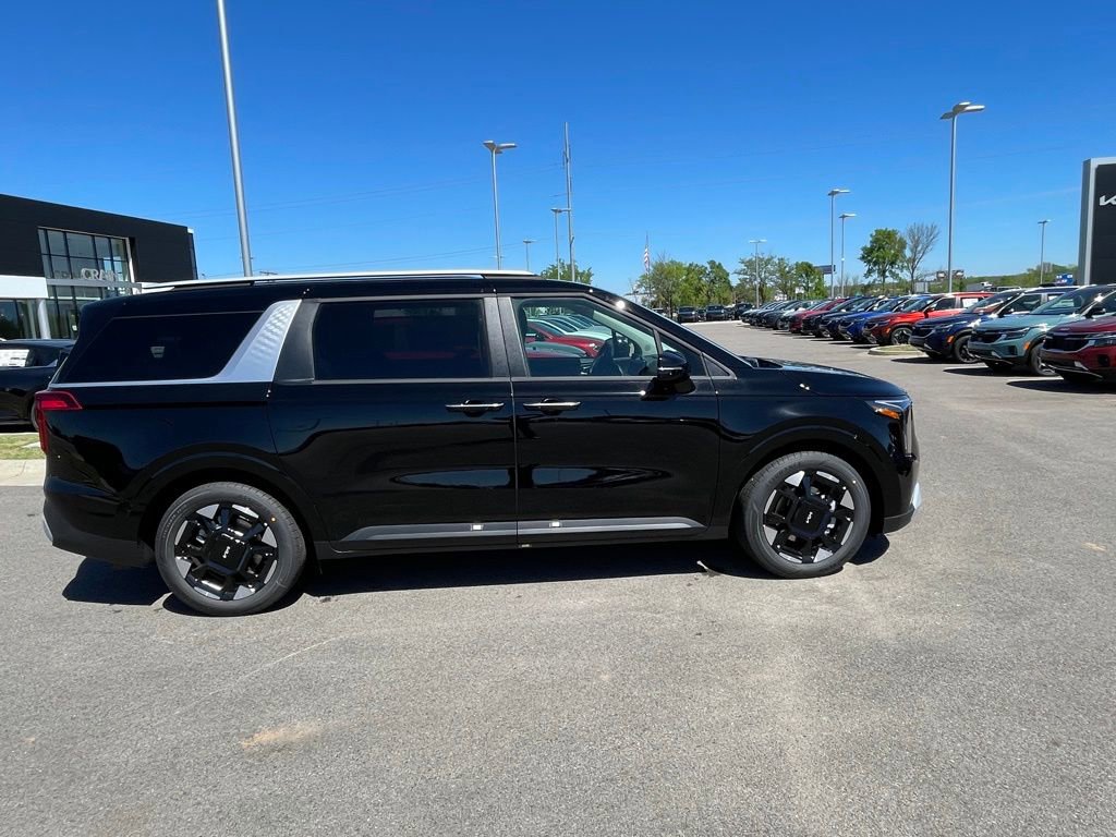 New 2026 Kia Carnival EX image 8