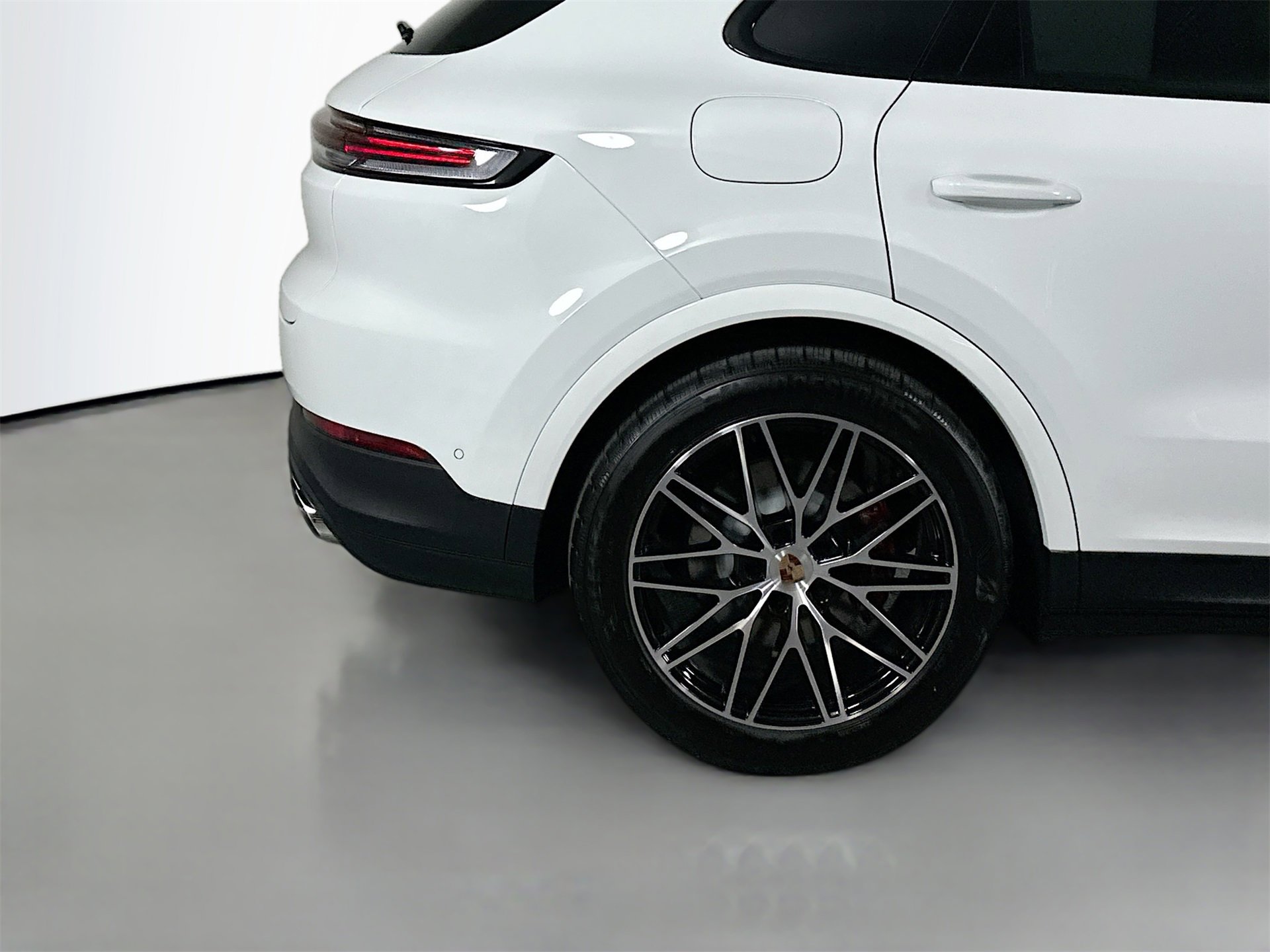 New 2026 Porsche Cayenne S image 13