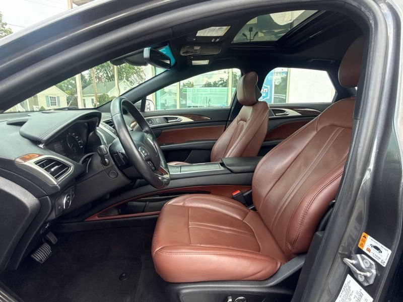 Used 2019 Lincoln MKZ Reserve AWD/4WD image 11