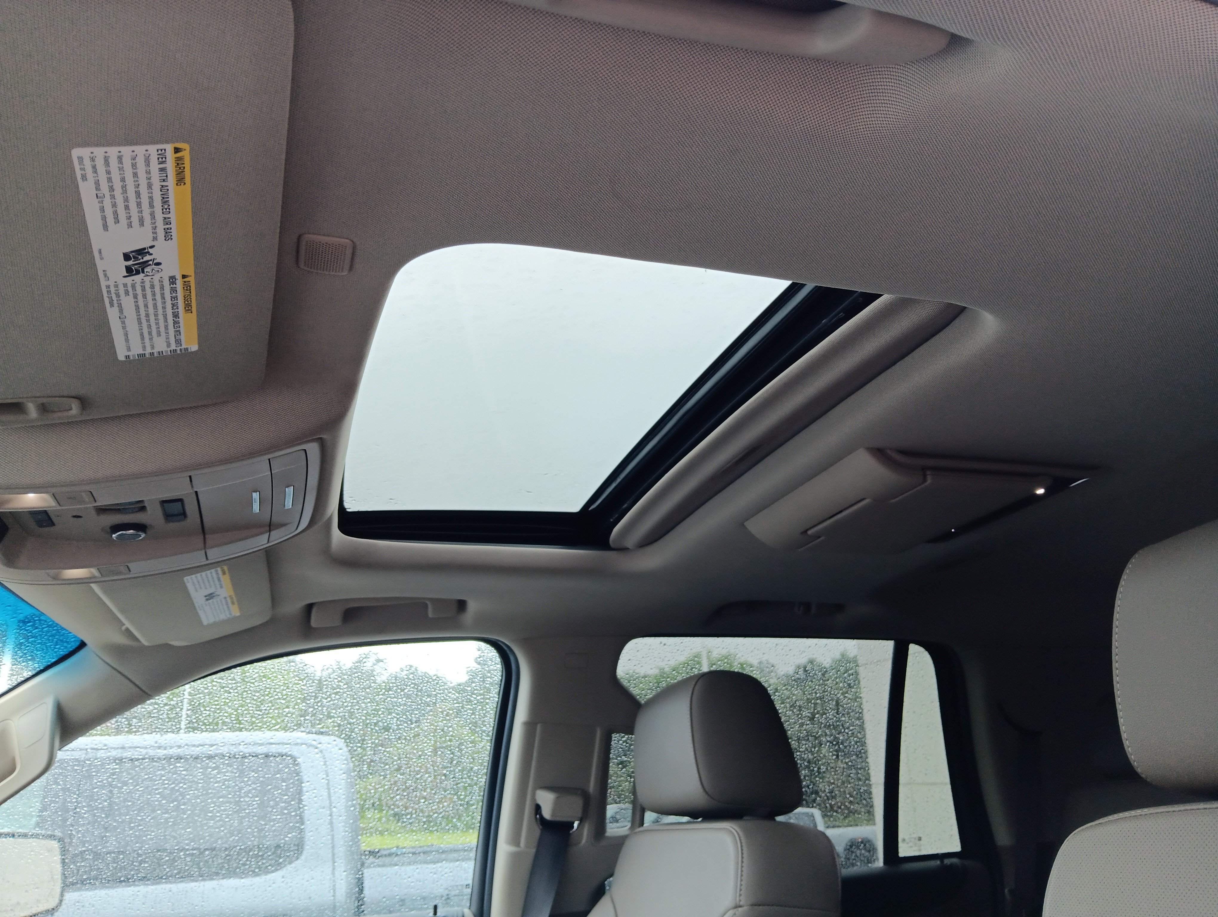Used 2019 Chevrolet Tahoe Premier RWD image 15