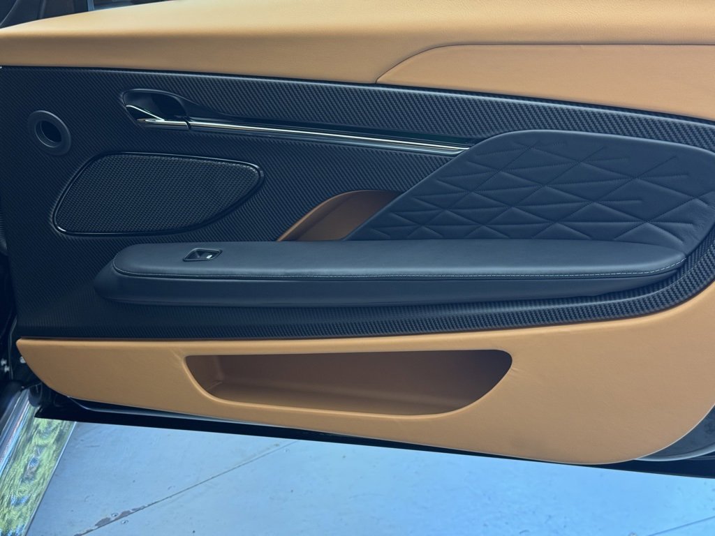 Used 2025 Aston Martin DB12 Coupe image 42