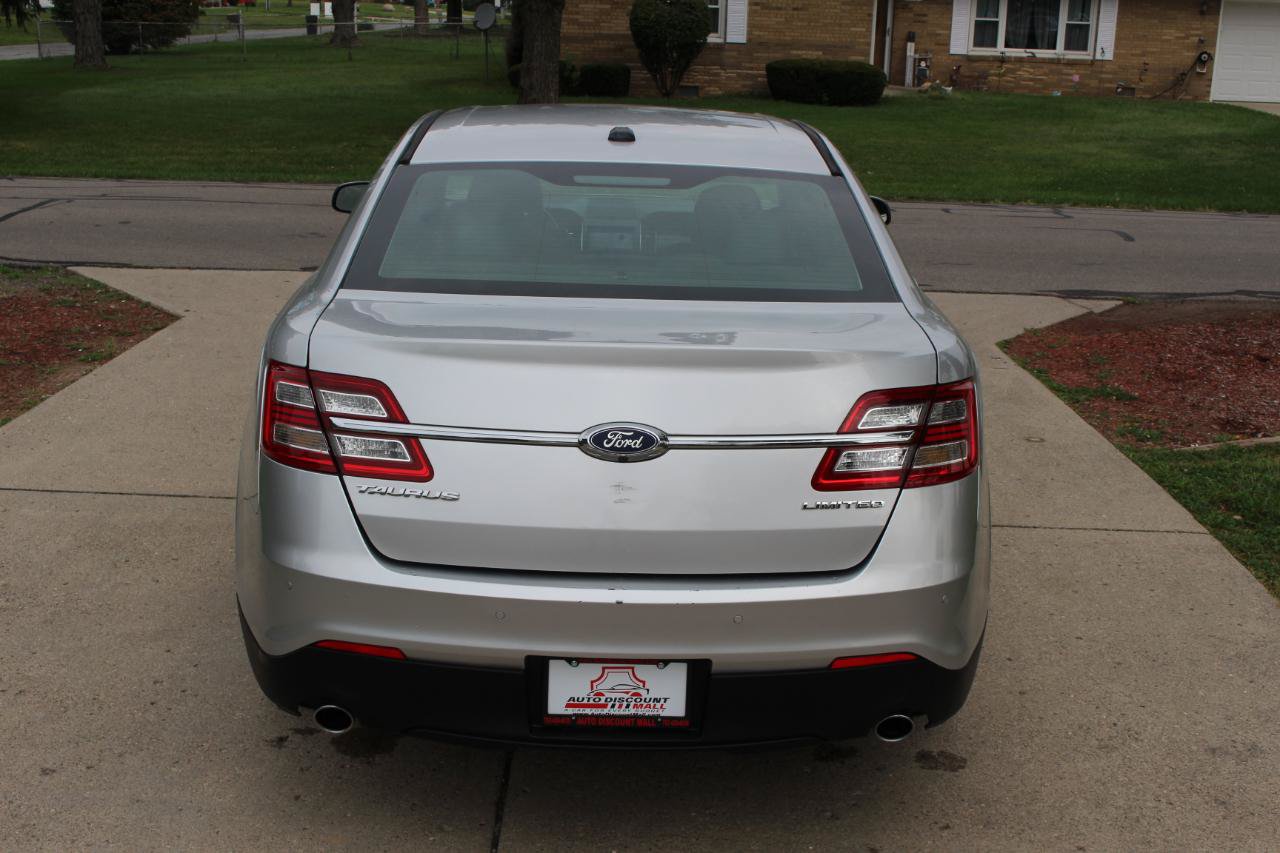 Used 2019 Ford Taurus Limited FWD image 9