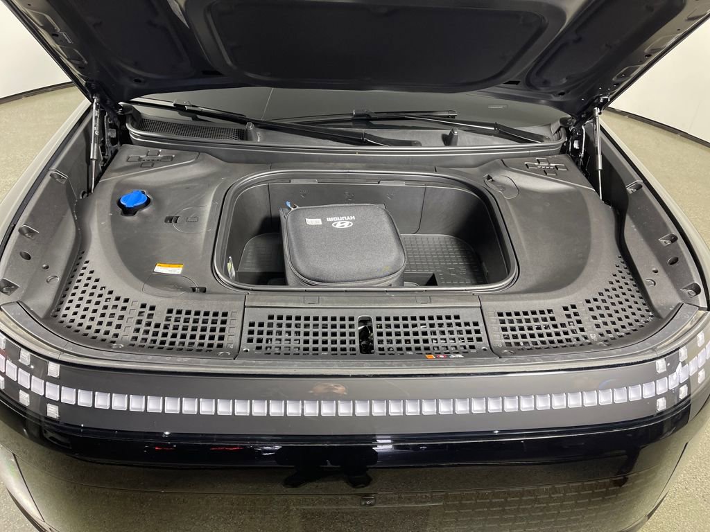 New 2026 Hyundai Ioniq 9 Limited image 9