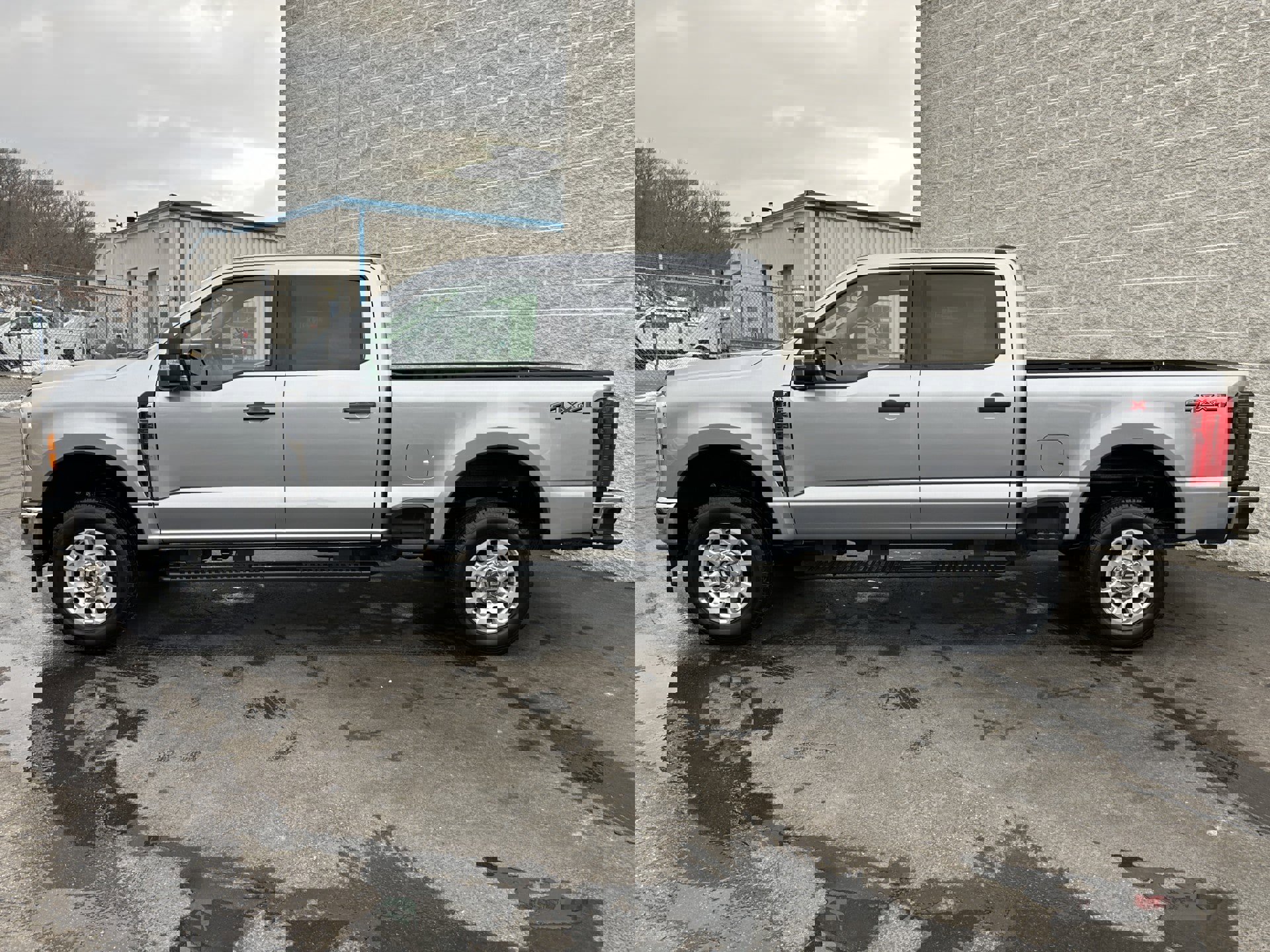 Certified 2024 Ford F250 XLT w/ Snow Plow/Camper Package image 4