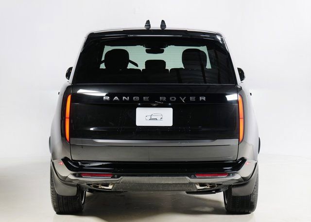 New 2026 Land Rover Range Rover SE image 7