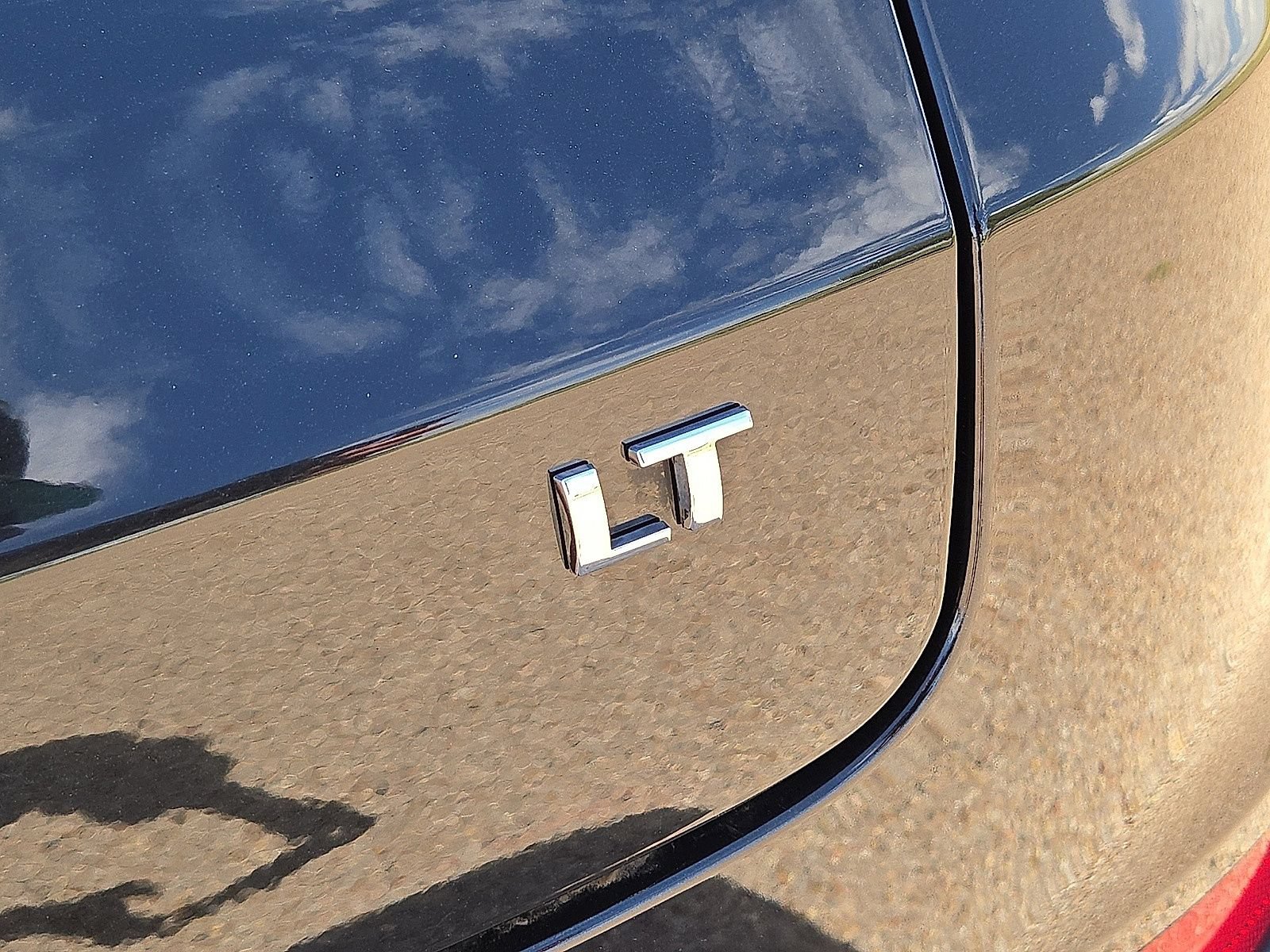 Used 2025 Chevrolet TrailBlazer LT w/ LT Cold Weather Package FWD image 13