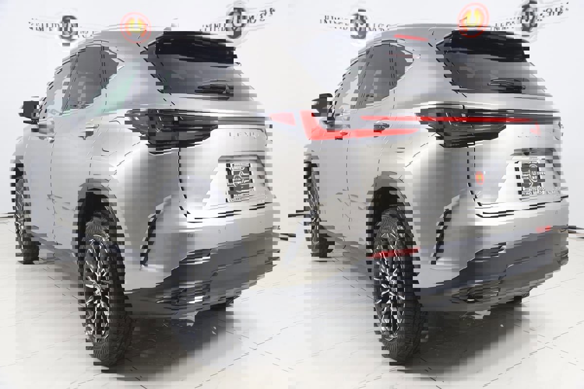 Used 2025 Lexus NX 350 AWD w/ Cold Area Package image 4