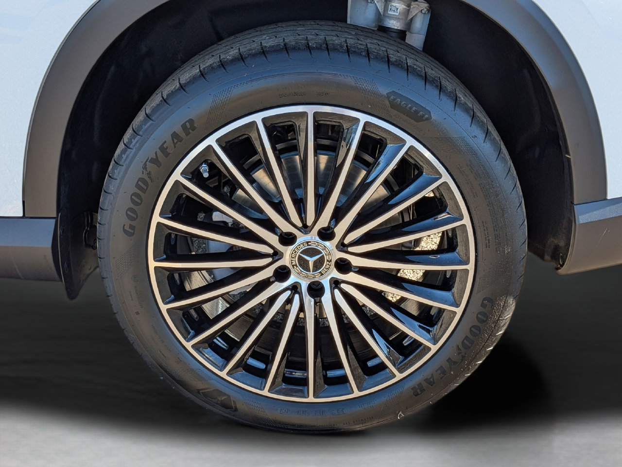 New 2027 Mercedes-Benz GLC 300 image 11
