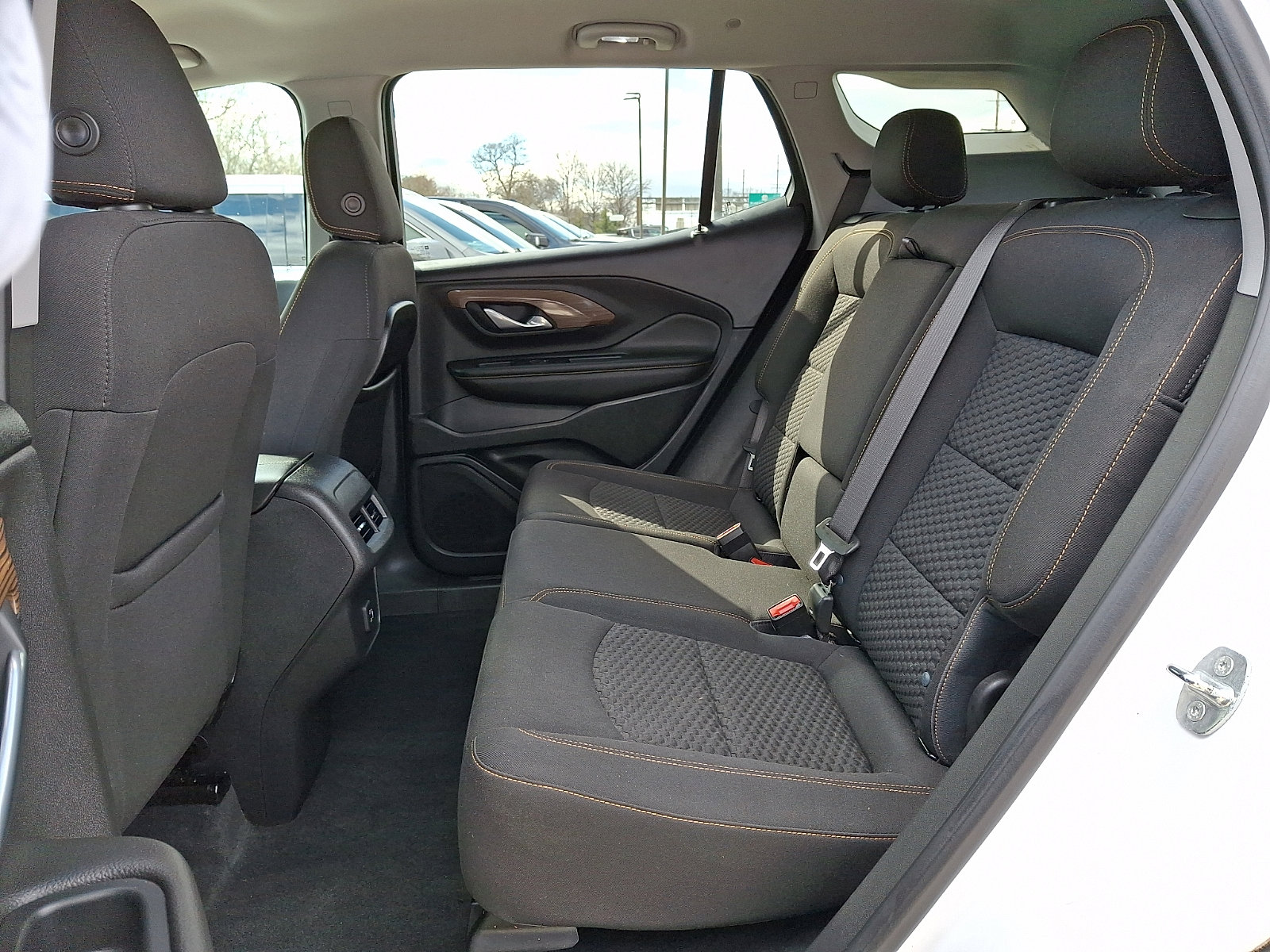 Used 2021 GMC Terrain SLE w/ Driver Convenience Package image 10