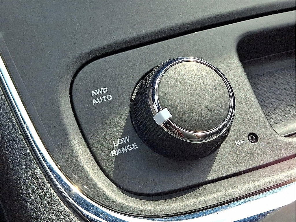 Used 2014 Dodge Durango R/T w/ Technology Group image 29