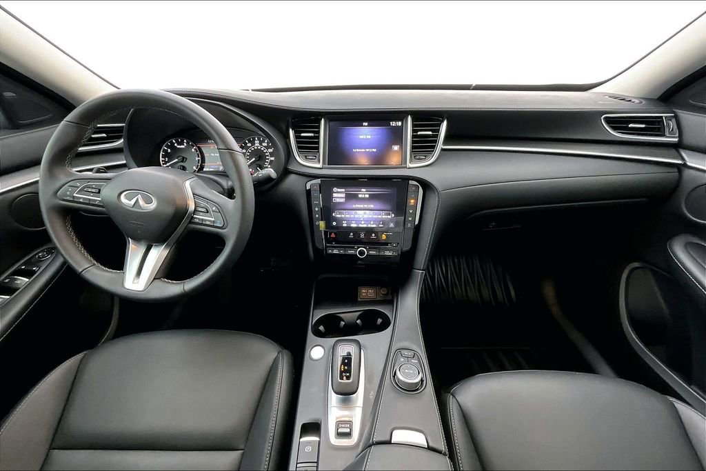 Certified 2025 INFINITI QX50 Pure image 20