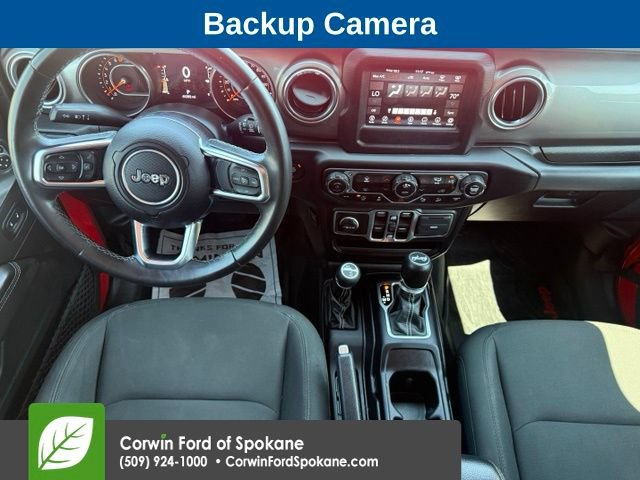 Used 2018 Jeep Wrangler Unlimited Sahara w/ Safety Group AWD/4WD image 3