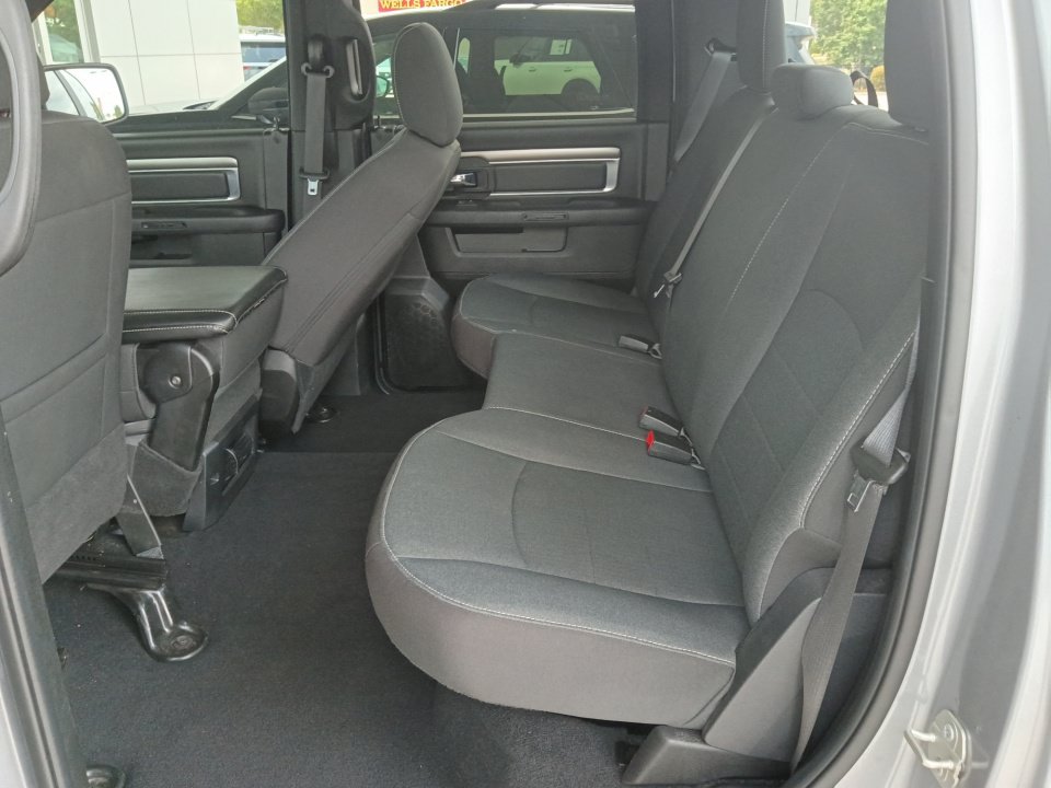 Used 2024 RAM 1500 Classic Warlock RWD image 34